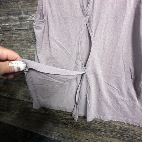 Victoria's Secret Mauve Tank Top with Graphic Design - Picture 3 of 5